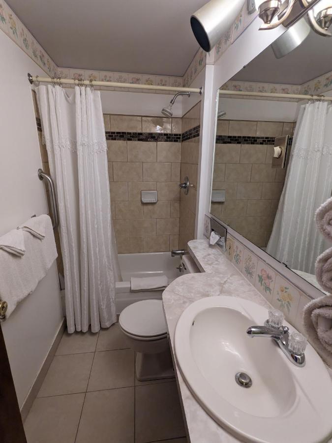 Bennington Motor Inn Экстерьер фото