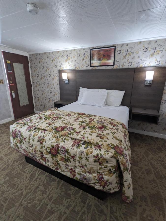 Bennington Motor Inn Экстерьер фото