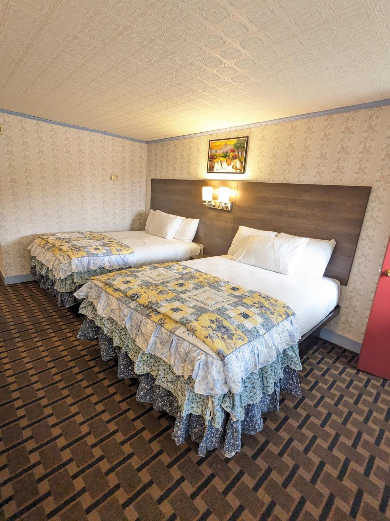 Bennington Motor Inn Экстерьер фото